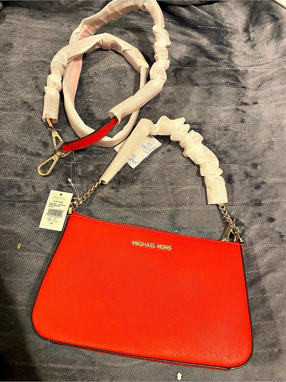 Michael Kors Jet Set Travel Medium Leather Crossbody Bag in Red